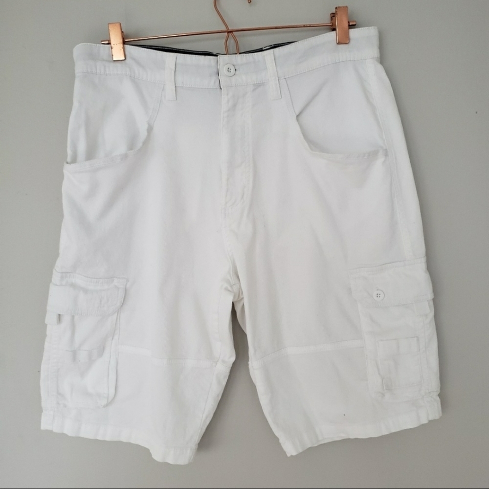 White textured cargo shorts cotton casual